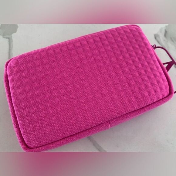 Valentino V Logo Studded Hot Pink Fuchsia Mini Clutch Pouch Bag NWT - Picture 4 of 7